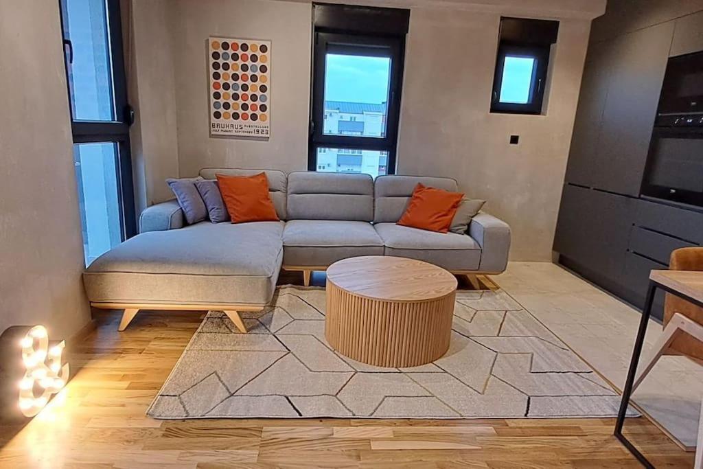 Stylish One Bedroom Apartment Podgoriçe Dış mekan fotoğraf